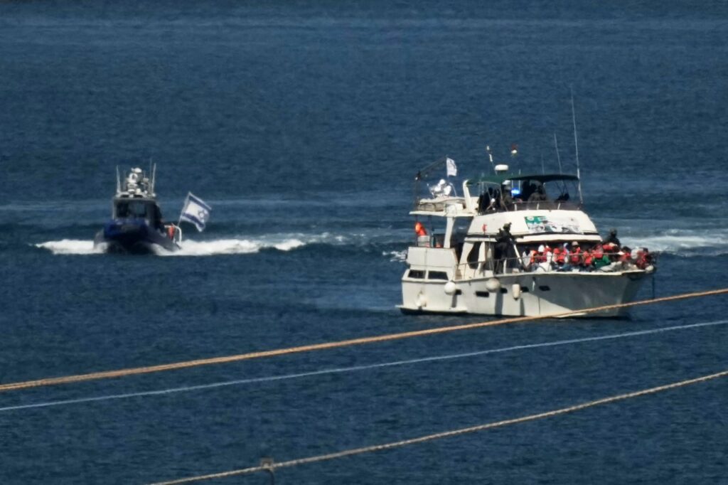 Governo turco confirma retorno de ativistas, enquanto 150 continuam em navios em direção a Gaza.