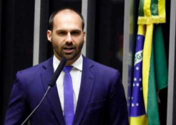 Conselho de Ética arquiva processo contra Eduardo Bolsonaro; deputado segue nos Estados Unidos