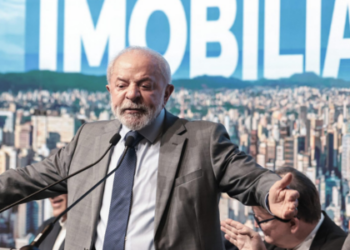 Governo lança novo modelo de crédito imobiliário que amplia o uso da poupança para habitação, eleva o limite do SFH e cria linha de crédito para reformas. A medida deve gerar empregos e facilitar o acesso à moradia.