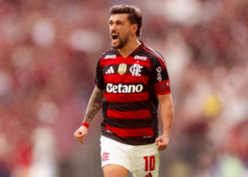 Flamengo vence Palmeiras por 3 a 2 em “final antecipada” do Brasileirão