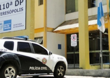 Polícia Civil prende suspeito de homicídio e encontra corpo enterrado em Teresópolis. Caso segue em investigação para esclarecer motivação e participação de terceiros.