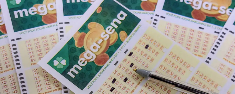 Com prêmio estimado em R$ 145 milhões, Mega-Sena realiza novo sorteio neste sábado. Apostadores têm até as 20h para participar.