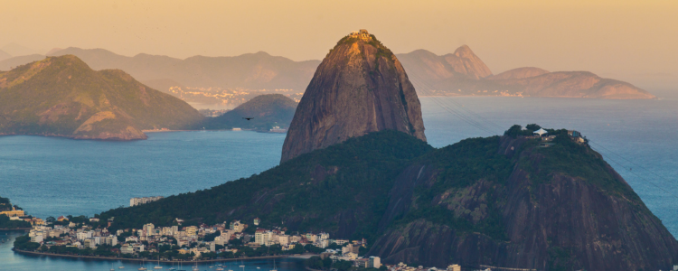 Em 2024, turismo interno no Brasil movimentou R$ 22,8 bilhões. Gastos subiram 11,7% mesmo com número de viagens estável. Nordeste lidera entre os destinos mais caros.