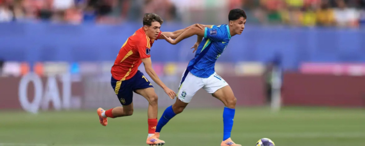 Brasil perde para a Espanha por 1 a 0 e é eliminado pela primeira vez na fase de grupos do Mundial Sub-20. Campanha teve um empate e duas derrotas.