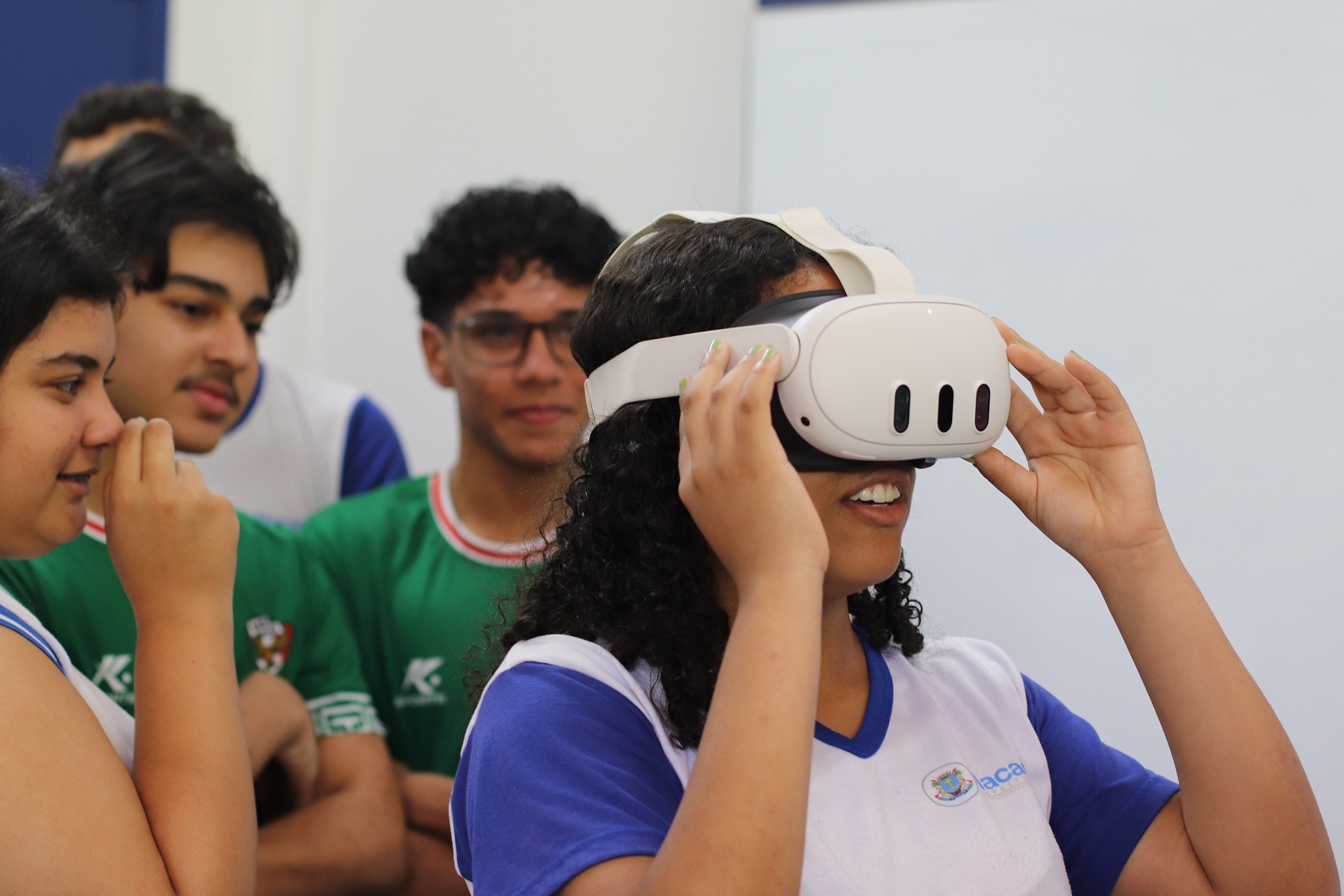 Estudantes da escola técnica em Macaé participam de workshop com foco em inovação e setor offshore, promovido pela Constellation. Conheça o projeto e suas atividades.