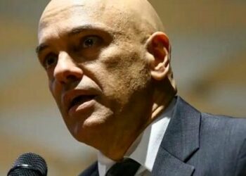 Moraes descarta exame médico para Bolsonaro e medida é alvo de críticas de aliados
