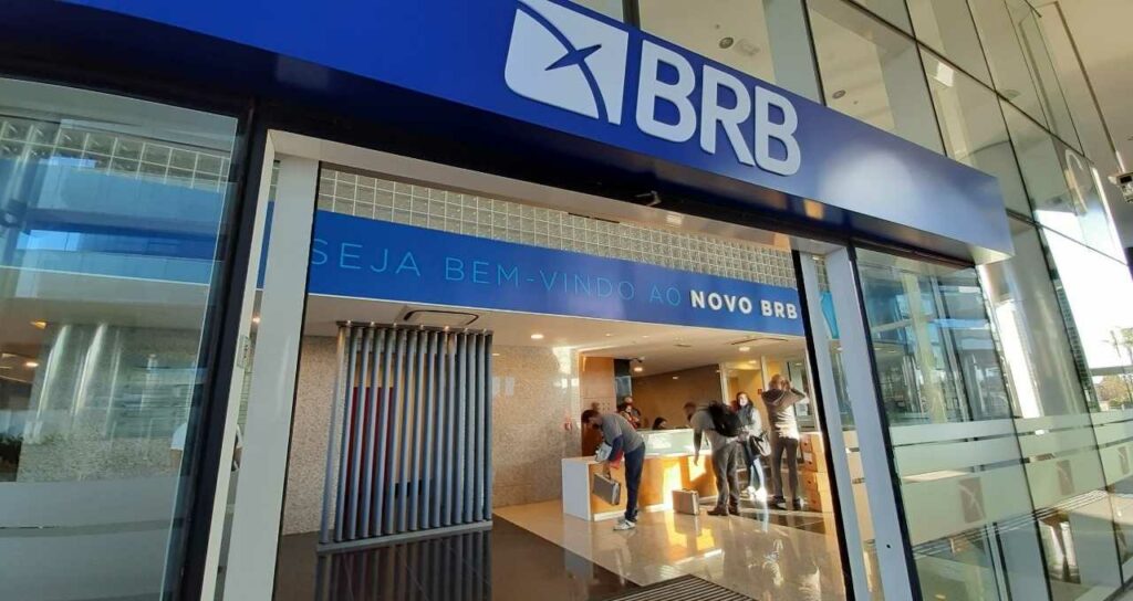 Esquema simulava empréstimos e títulos fictícios; banco estatal diz que segue operando normalmente.