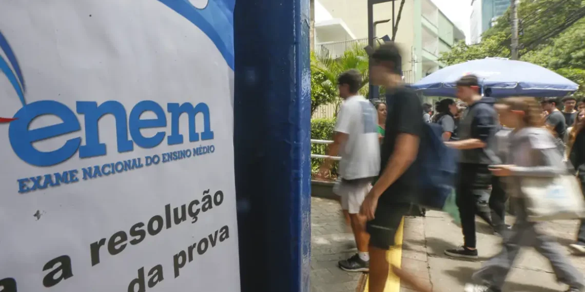 Governo estima que 80% dos alunos da rede pública façam o exame na própria escola