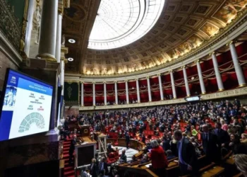 aborto na França, direitos das mulheres, legislação francesa, saúde reprodutiva, igualdade de gênero