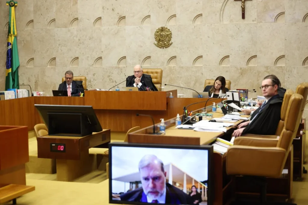 Decisão do STF sobre direito ao silêncio pode alterar abordagens policiais e impactar processos criminais.