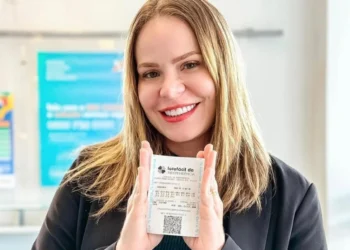 Vencedora de prêmios milionários, Paulinha Leite conta como aposta na Mega da Virada e dá dicas para quem sonha começar o ano milionário.