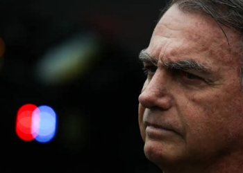 STF determina perícia médica em Bolsonaro para avaliar necessidade de cirurgia