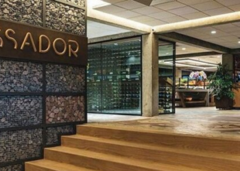 Prisão de desembargador baseada em jantar fictício expõe falhas graves na investigação