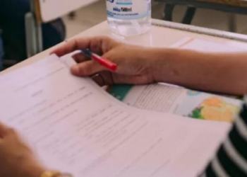 Prefeitura de Cabo Frio lança processo seletivo simplificado para a Secretaria Municipal de Saúde, com inscrições online e oportunidades para diferentes níveis de escolaridade.