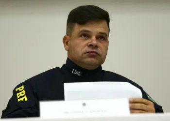 Condenado pelo STF, Silvinei Vasques foi detido em Assunção após deixar o Brasil sem autorização e usar documento falso.