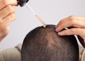 Agência retira do mercado itens sem autorização que induziam o consumidor ao erro ao mencionar minoxidil nas embalagens.