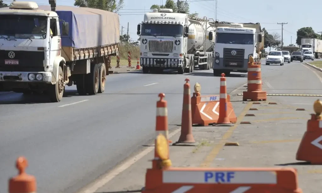 Entenda como funciona o limite de pontos da CNH e quando ocorre a suspensão.