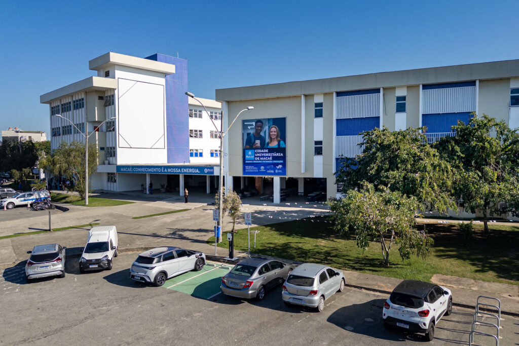 Matrículas do Colégio de Aplicação de Macaé ocorrem de 26 a 28 de janeiro.
