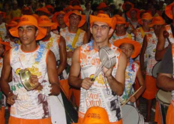 Angra dos Reis abre chamamento para blocos de rua do Carnaval 2026, com foco na cultura local e participação de artistas do município. Inscrições seguem regras do edital nº 001/2026.