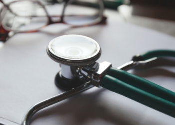 Mais de 90 cursos de medicina têm nota insuficiente em avaliação do Inep