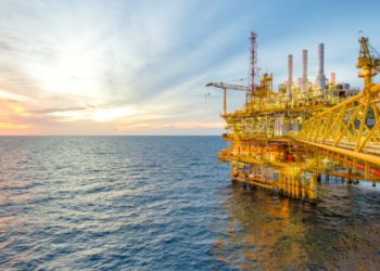 A redução no preço do petróleo e a paralisação da plataforma P-52 influenciaram a queda nos repasses de royalties aos municípios do Norte Fluminense, segundo a ANP.