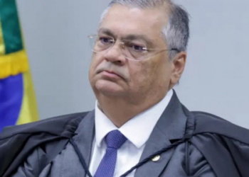 STF proíbe emendas parlamentares a entidades com familiares de congressistas na direção, em decisão de Flávio Dino que visa combater nepotismo, peculato e garantir transparência no uso de recursos públicos.