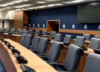 Alerj exonera mais de 200 servidores e investiga possíveis funcionários fantasmas