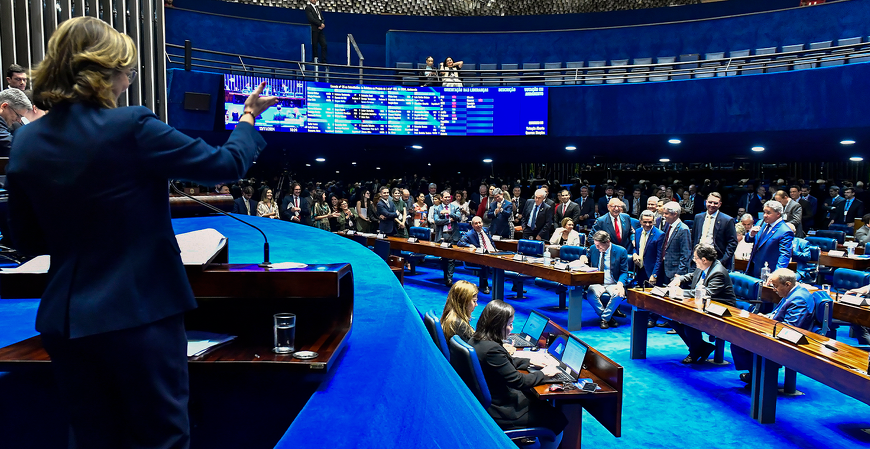 CPI do Senado apura crimes financeiros e convoca ex-chefe do BC para depor.