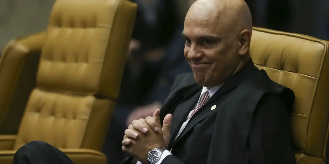 STF rejeita pedido de suspeição contra Dias Toffoli em processo sobre debêntures.