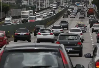 Antes da publicação do novo manual do Contran, alguns estados já retiraram a baliza do exame da CNH. Confira onde a regra mudou.
