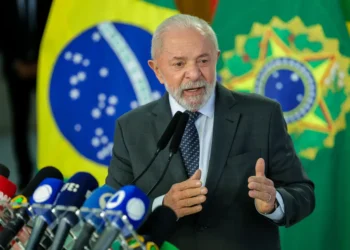 Governo lança programa para renegociar débitos e usar parte do FGTS