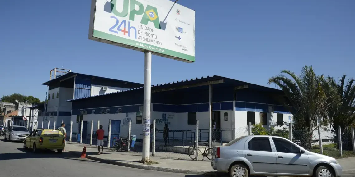 Calor extremo já provocou quase 2 mil atendimentos nas UPAs do Rio de Janeiro e levou o estado a reforçar medidas de prevenção.