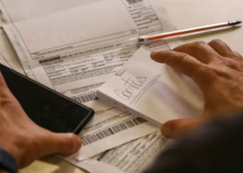 Salário mínimo 2026 sobe para R$ 1.621 e começa a ser pago