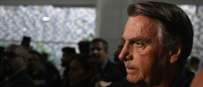 DOJ divulga documentos sobre Epstein com menções a Bolsonaro