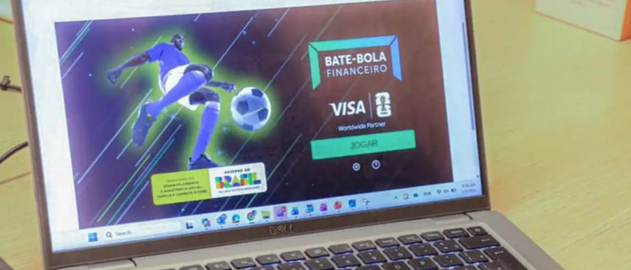 O “Bate-Bola Financeiro” ensina educação financeira e empreendedorismo a famílias em situação de vulnerabilidade usando futebol como metodologia interativa. Saiba como funciona.