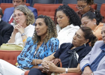 Anielle Franco comenta condenação dos irmãos Brazão pelo assassinato de Marielle Franco e Anderson Gomes. STF considera decisão marco contra a impunidade após oito anos de investigação.
