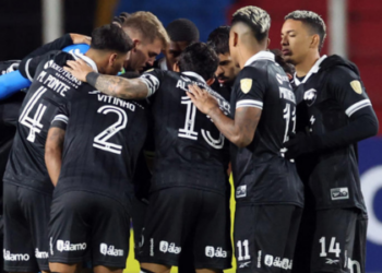Botafogo perde na Bolívia e precisa vencer no Nilton Santos para seguir na Libertadores
