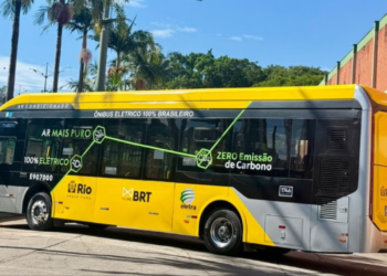 BRT do Rio inicia testes com ônibus elétrico nacional e acelera transição para transporte sustentável