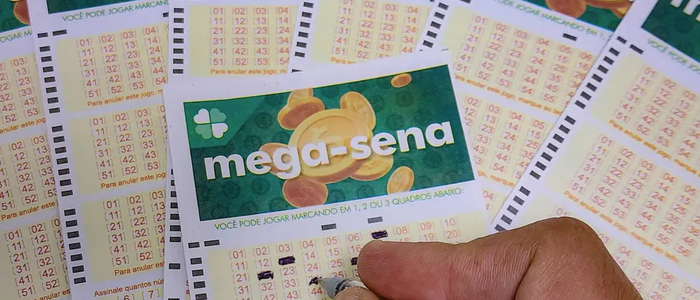 Prêmio da Mega-Sena pode render até R$ 1,4 milhão por mês em um CDB de banco médio.