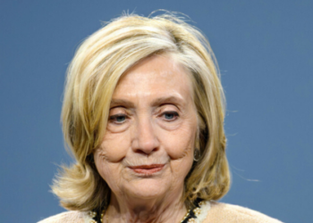 Caso Epstein: pressão leva casal Clinton a aceitar depoimento na Câmara