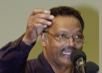 Jesse Jackson, ícone dos direitos civis dos EUA, morre aos 84 anos