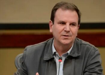 Eduardo Paes anuncia saída da prefeitura em março e confirma pré-campanha ao governo do RJ.