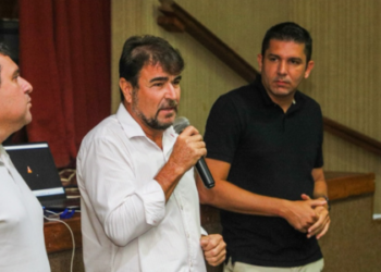 Prefeito Marcelo Batista anuncia medidas de contenção de despesas em Quissamã para manter o equilíbrio financeiro do município.