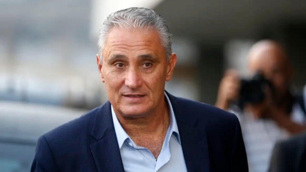 Tite deixa o comando do Cruzeiro após empate com o Vasco e início ruim no Campeonato Brasileiro.
