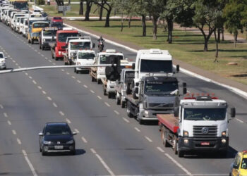 Planalto prepara ações para conter paralisação e reduzir impacto do ICMS sobre combustíveis