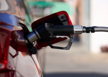 Diesel sobe mais de 11% e aumento pode afetar alimentos, transporte e serviços