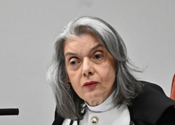 Relato de ameaça contra Cármen Lúcia gera alerta em Brasília. Autoridades ainda não confirmaram o caso.
