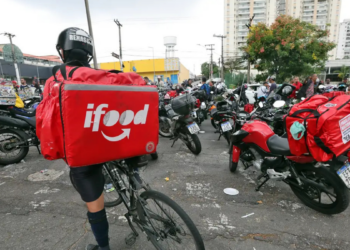 Governo apresenta proposta para regulamentar entregadores por aplicativo com aumento na remuneração, transparência e novas garantias trabalhistas.