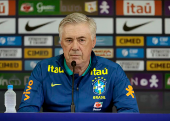 Seleção Brasileira enfrenta a Escócia com chance de classificação na Copa.