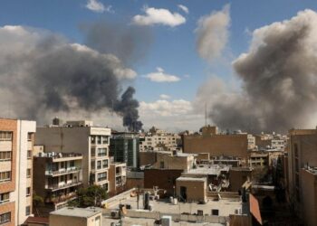 Governo iraniano indica ações contra interesses dos EUA em caso de novos ataques.